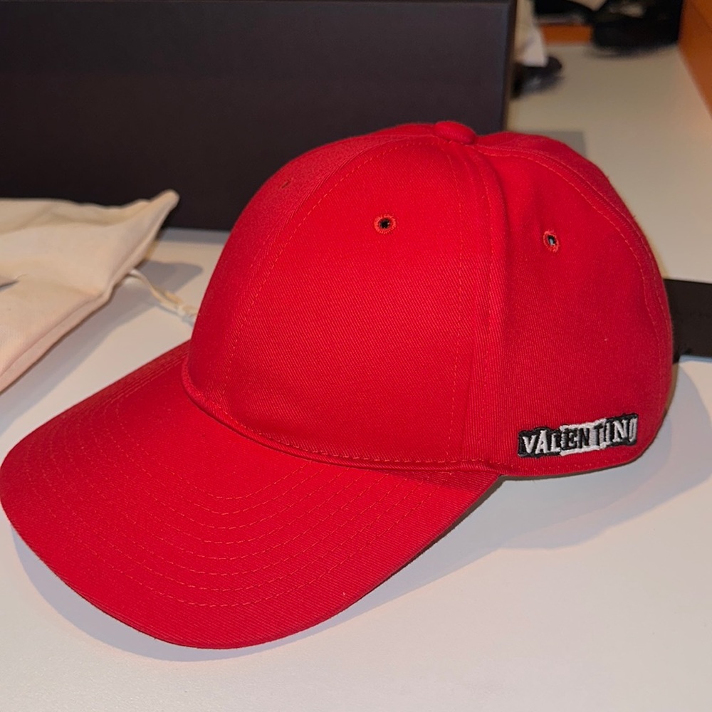 VALENTINO HAT